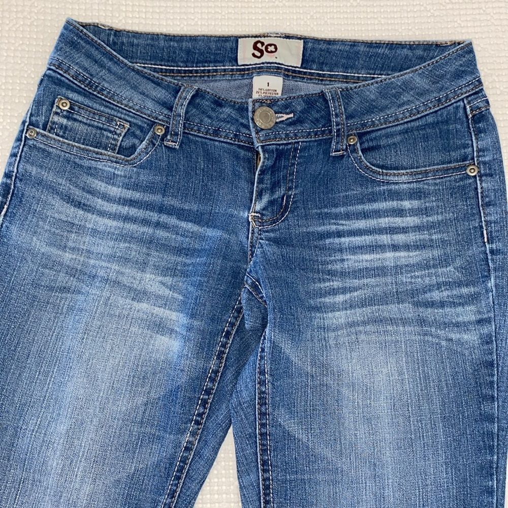 Low Rise Mid Rise Bootcut Jeans - Picture 2 of 6